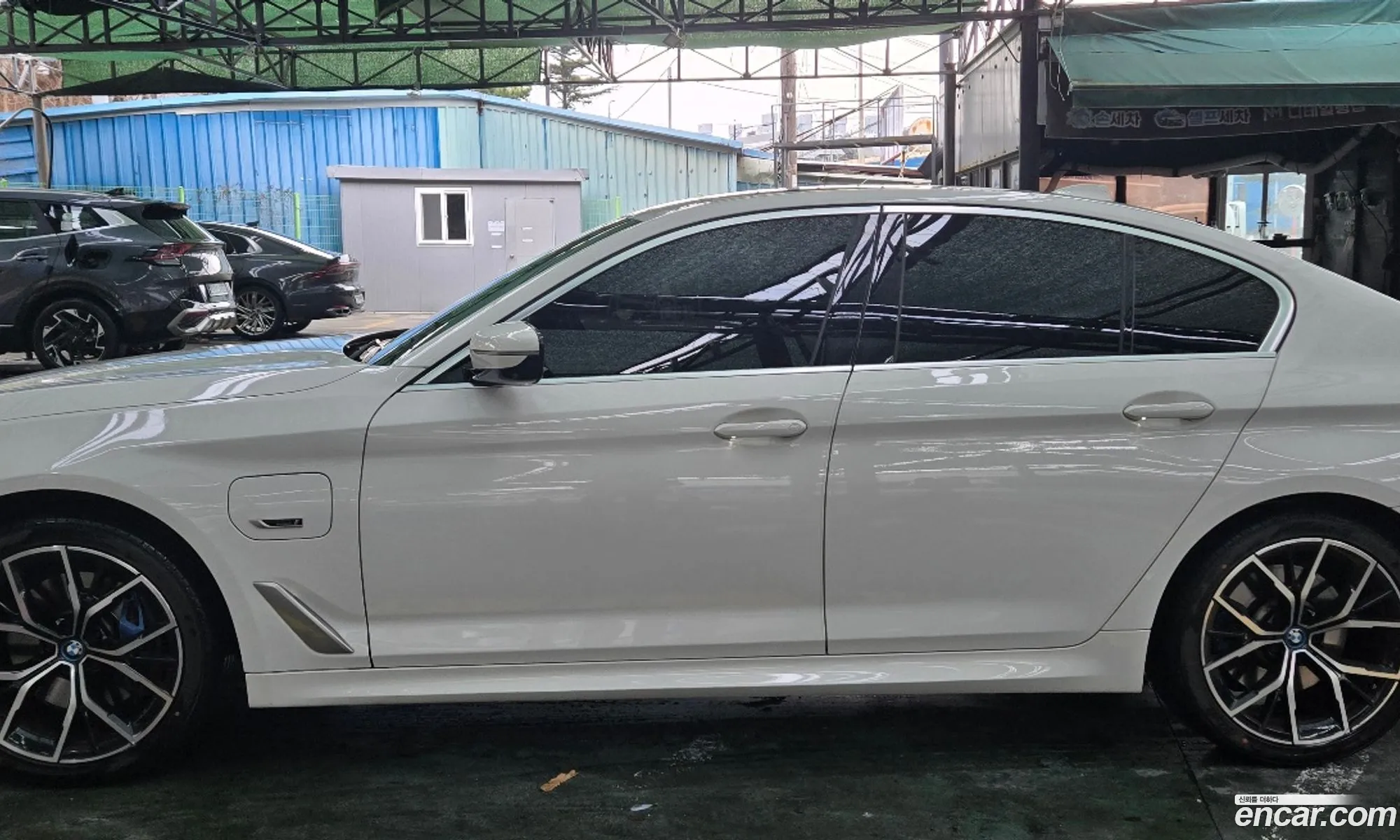 BMW 5 Series 2022 — 13