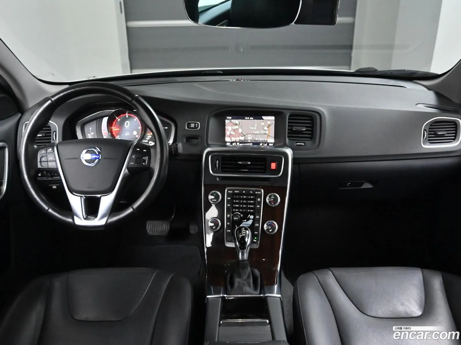 Volvo S60 2018 — 6