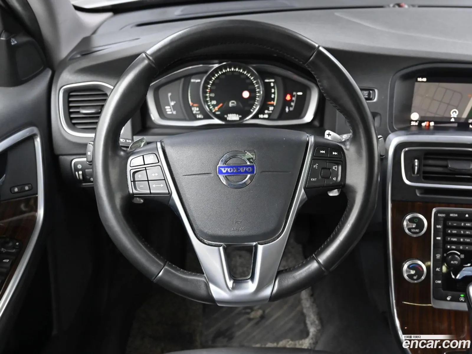 Volvo S60 2018 — 11