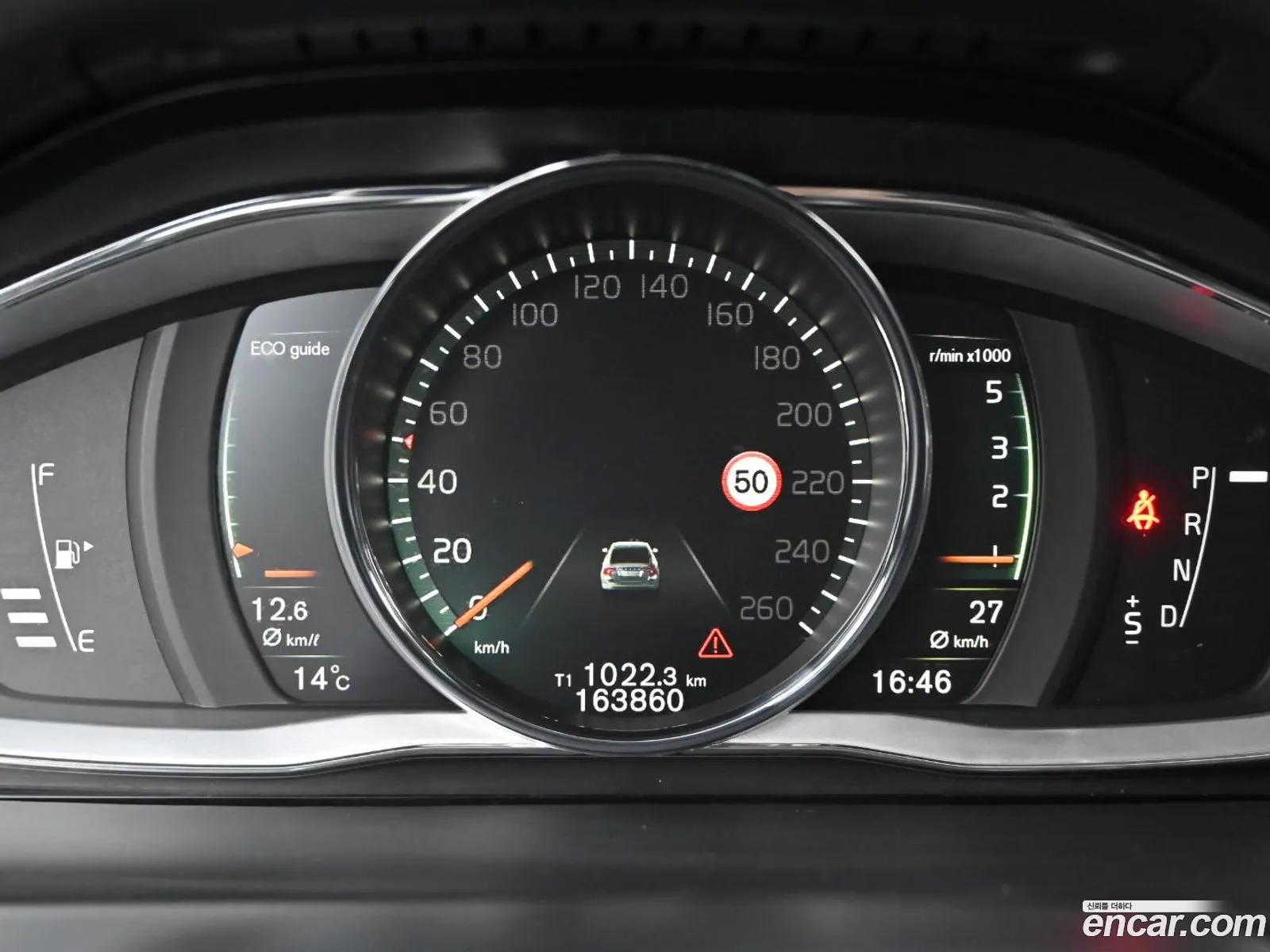 Volvo S60 2018 — 17