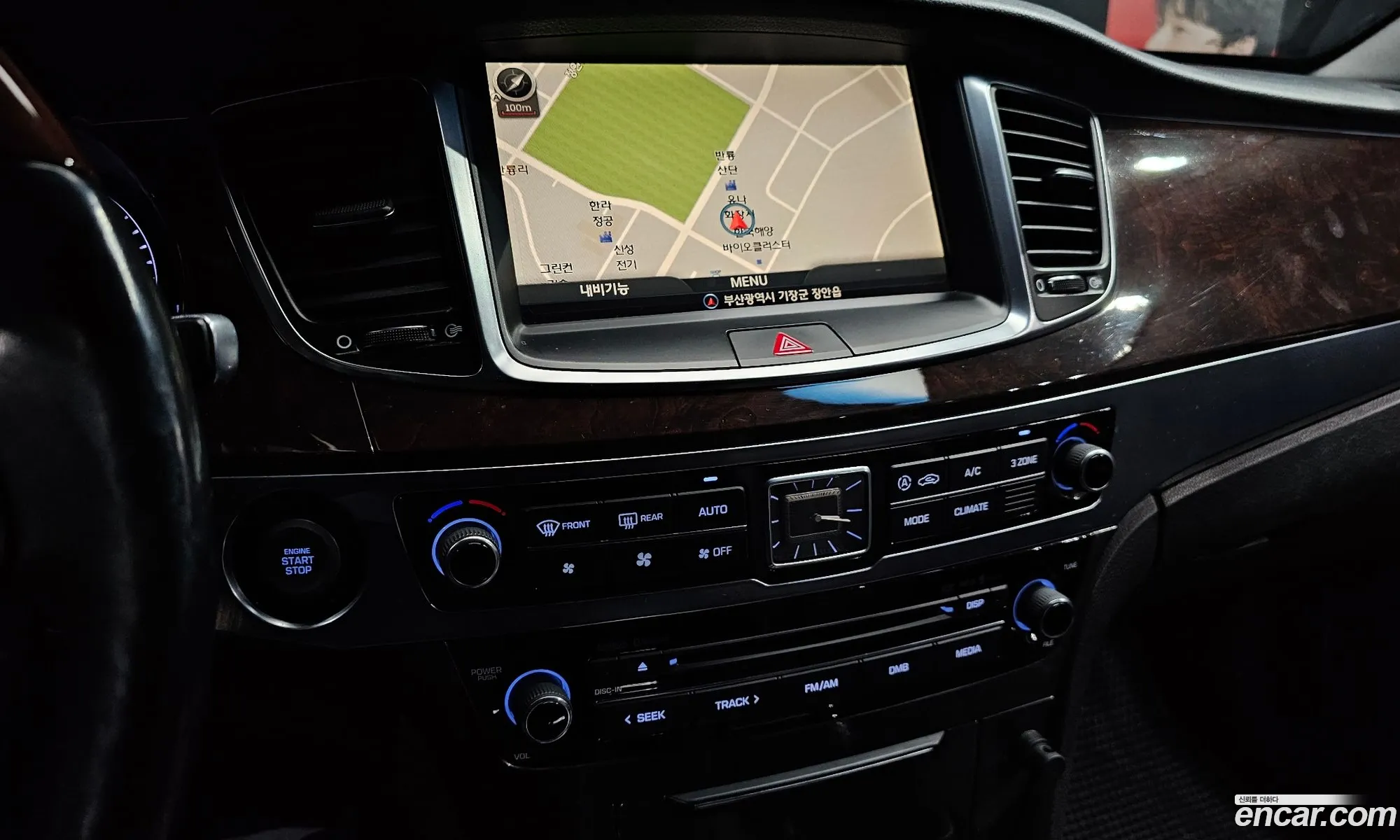 Hyundai Equus 2014 — 19
