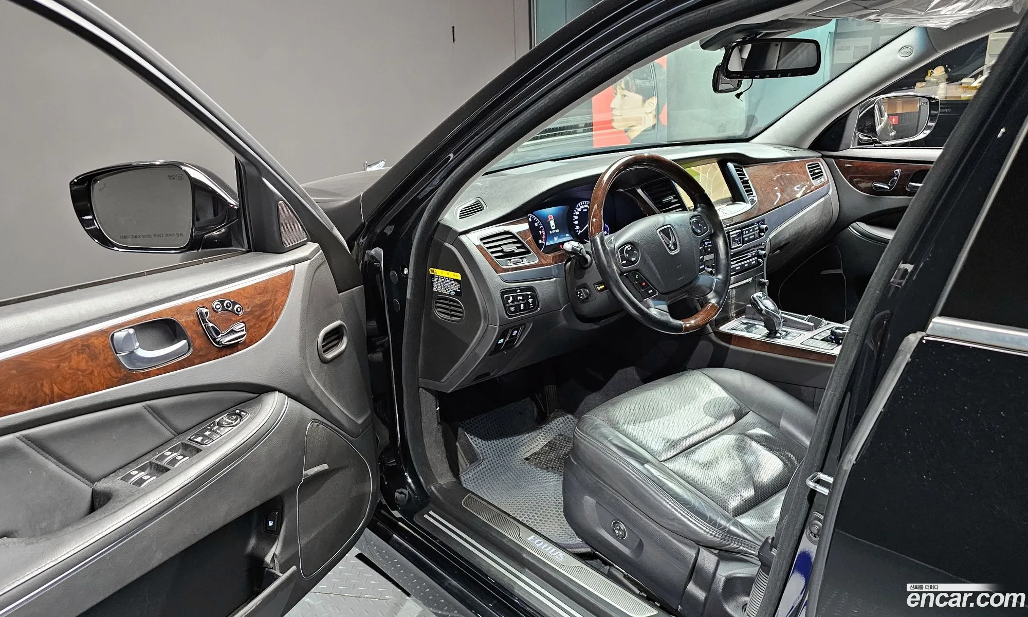 Hyundai Equus 2014 — 14