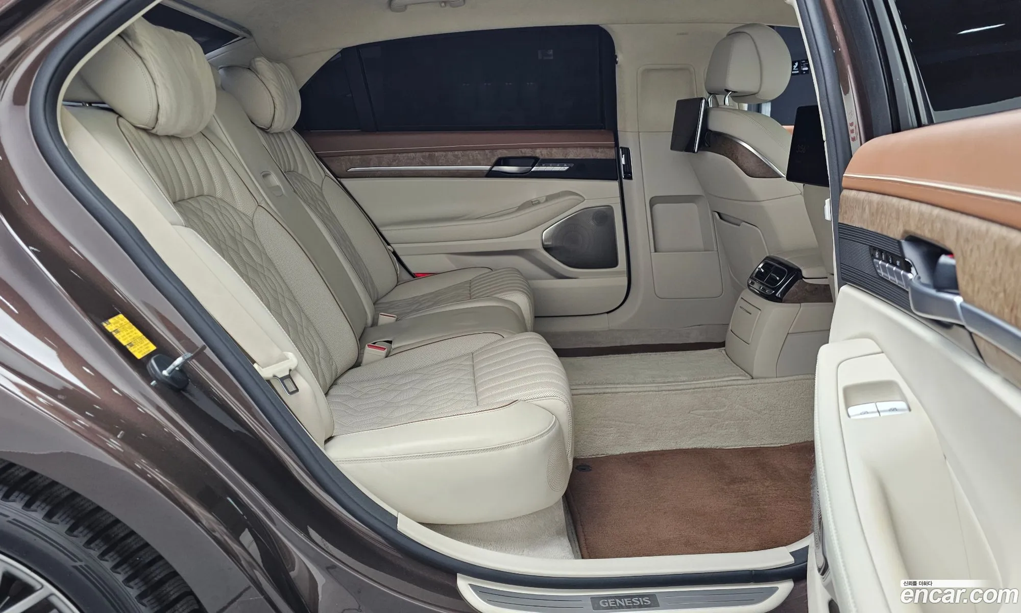 Genesis G90 2021 — 18