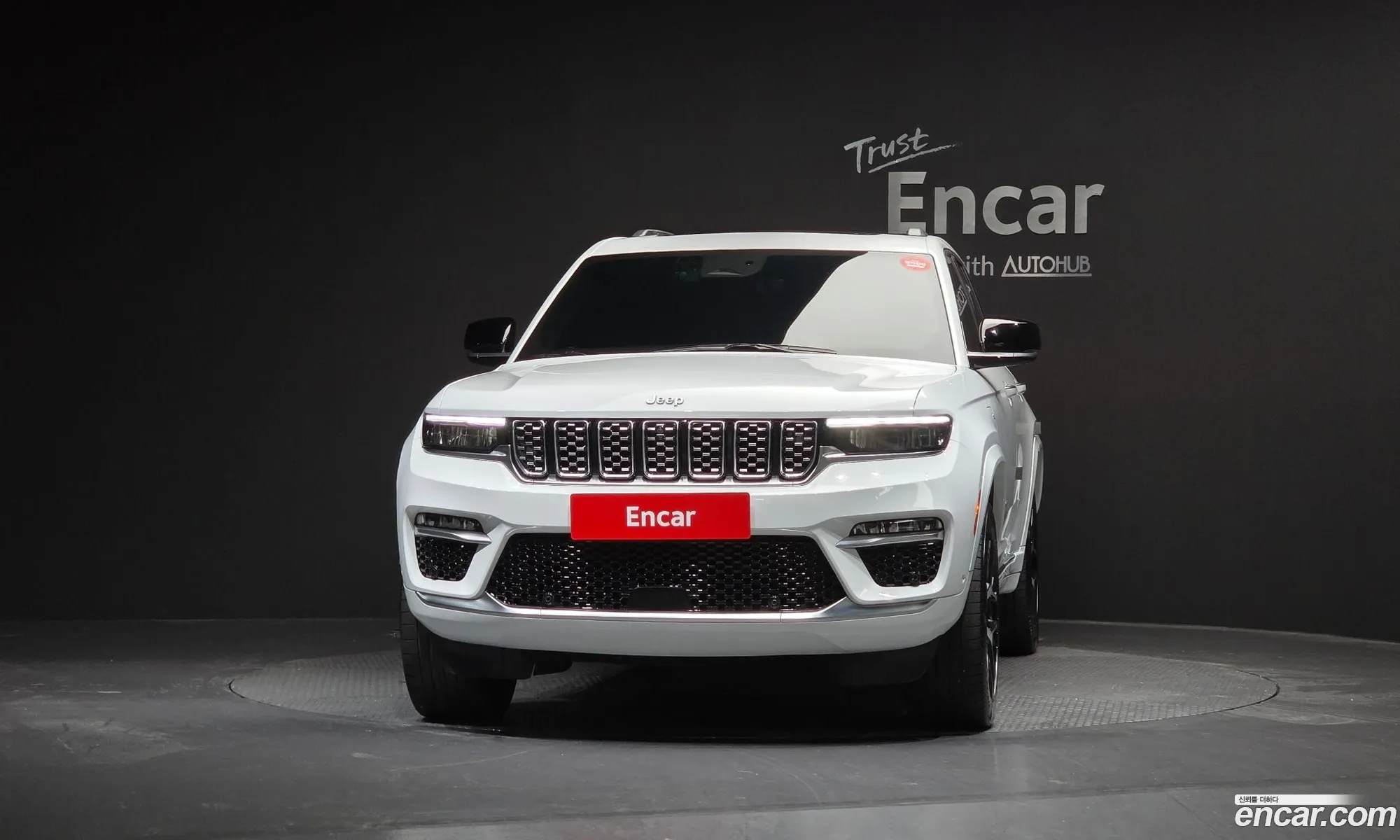 Jeep Grand Cherokee 2023 — 13
