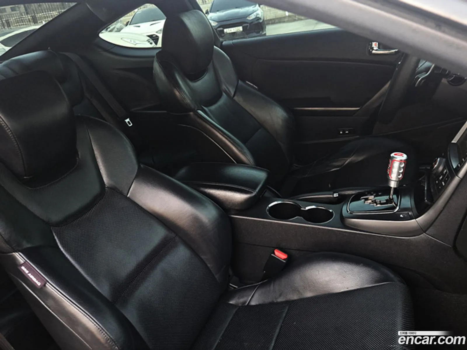 Hyundai Genesis Coupe 2010 — 13