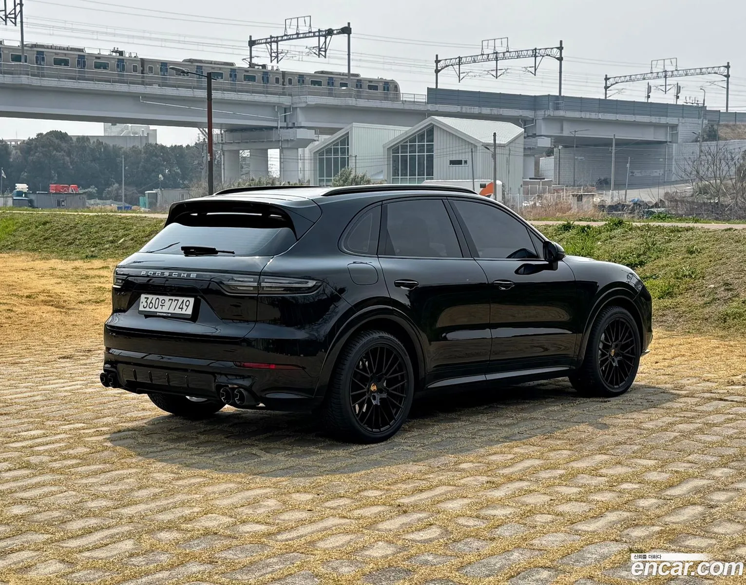 Porsche Cayenne 2020 — 19