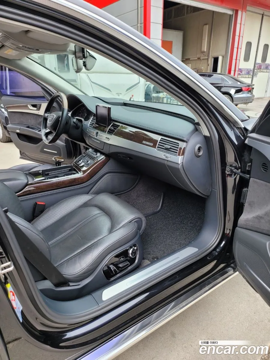 Audi A8 2014 — 9
