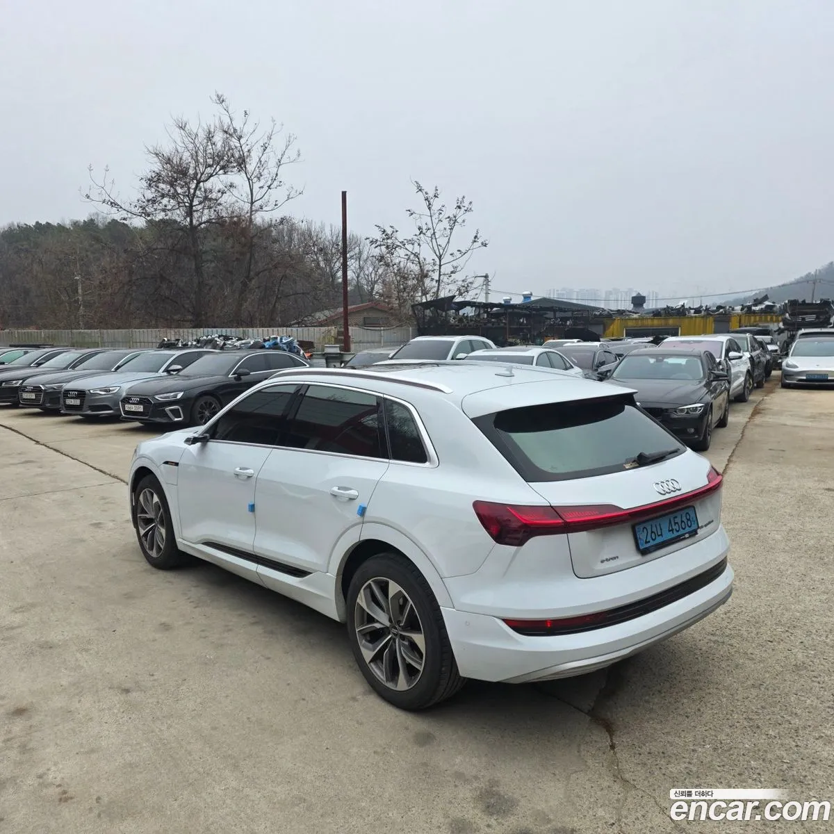 Audi e-tron 2020 — 3