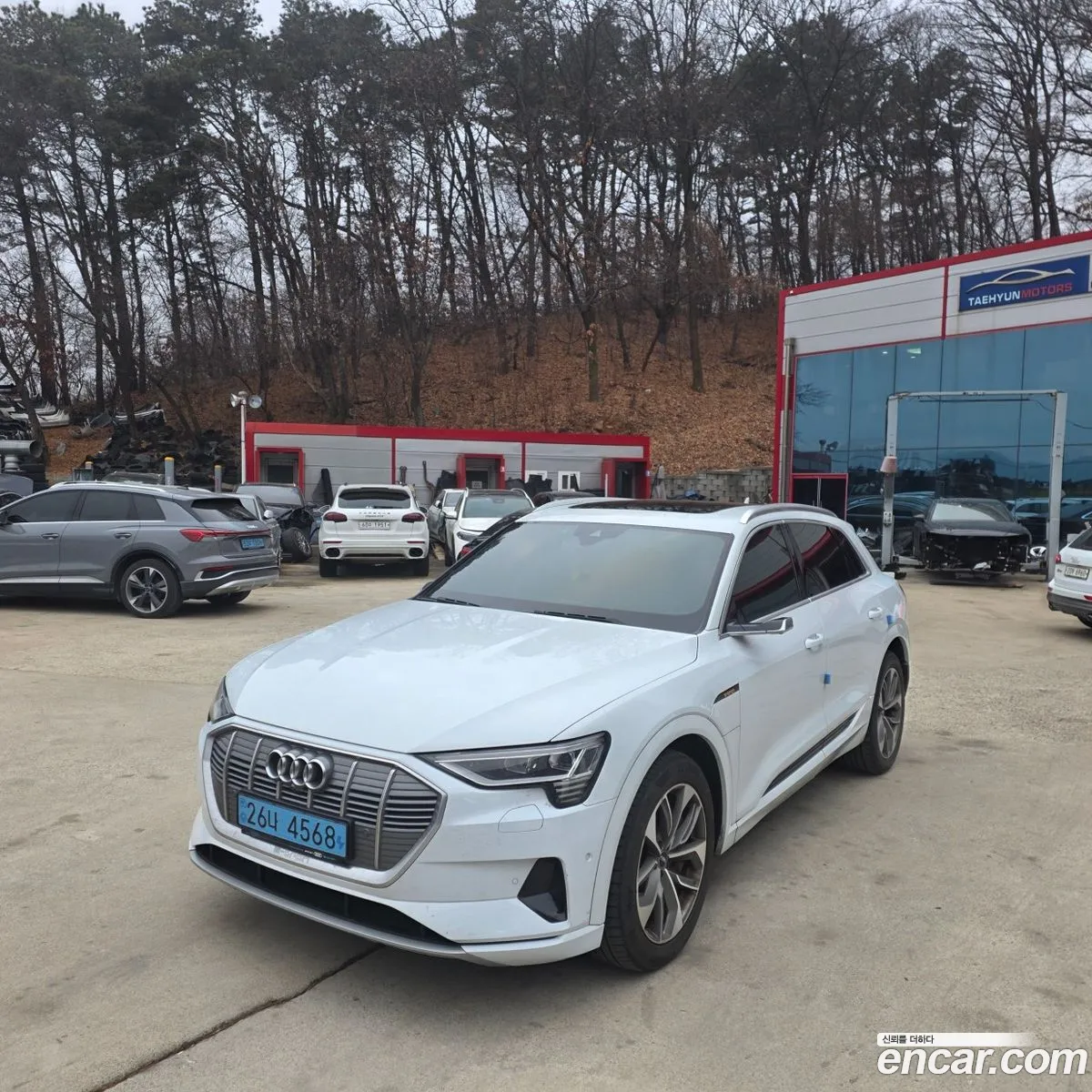 Audi e-tron 2020 — 11