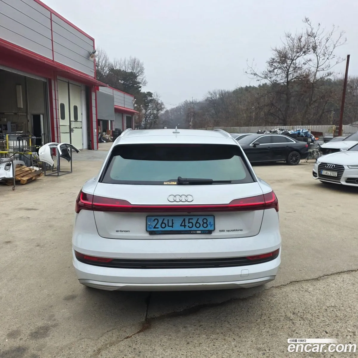 Audi e-tron 2020 — 7