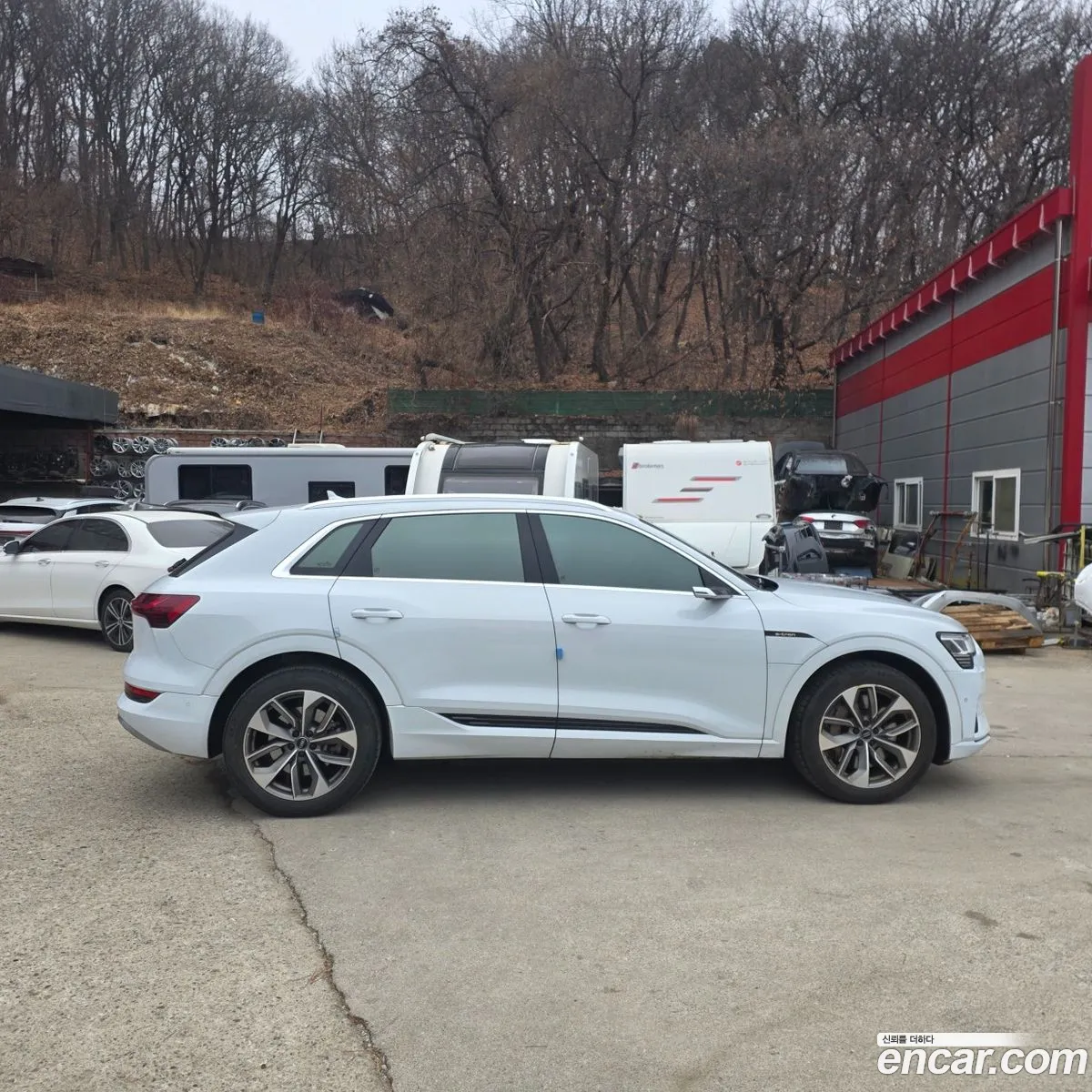 Audi e-tron 2020 — 2