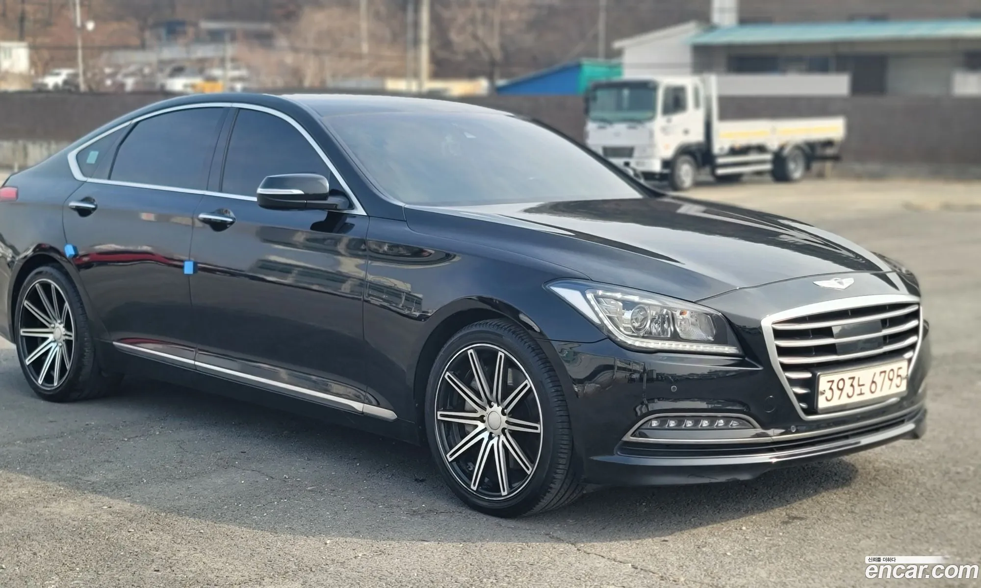 Hyundai Genesis DH 2016 — 18