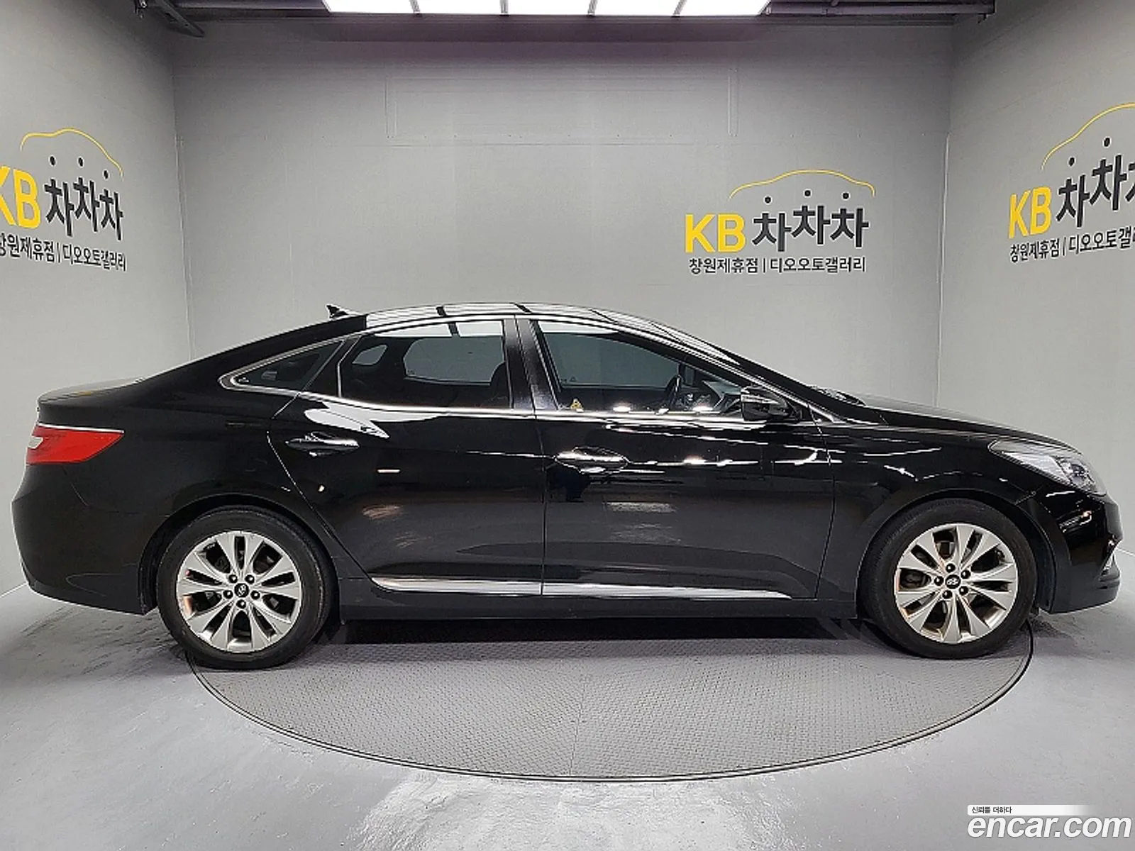 Hyundai Grandeur HG 2012 — 5