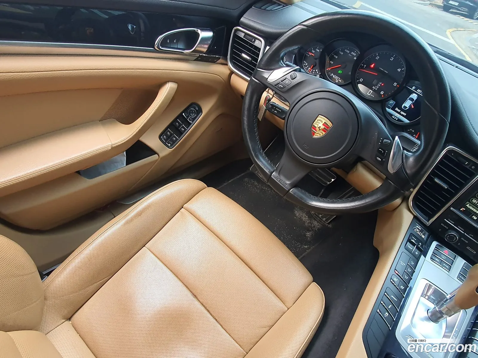 Porsche Panamera 2015 — 9