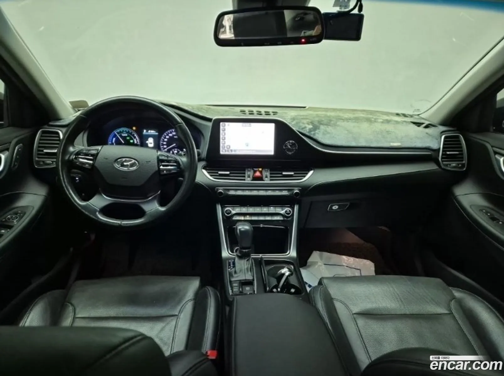 Hyundai Grandeur IG Hybrid 2017 — 10