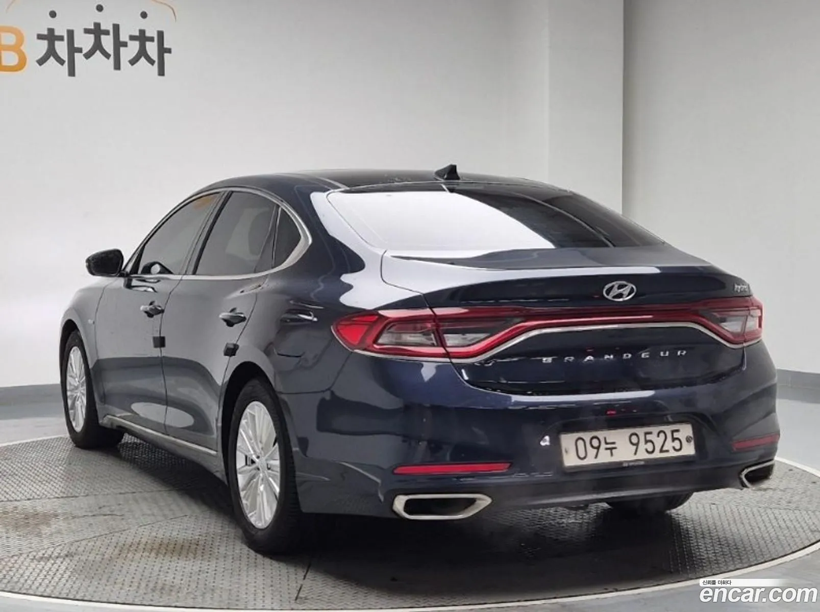 Hyundai Grandeur IG Hybrid 2017 — 2