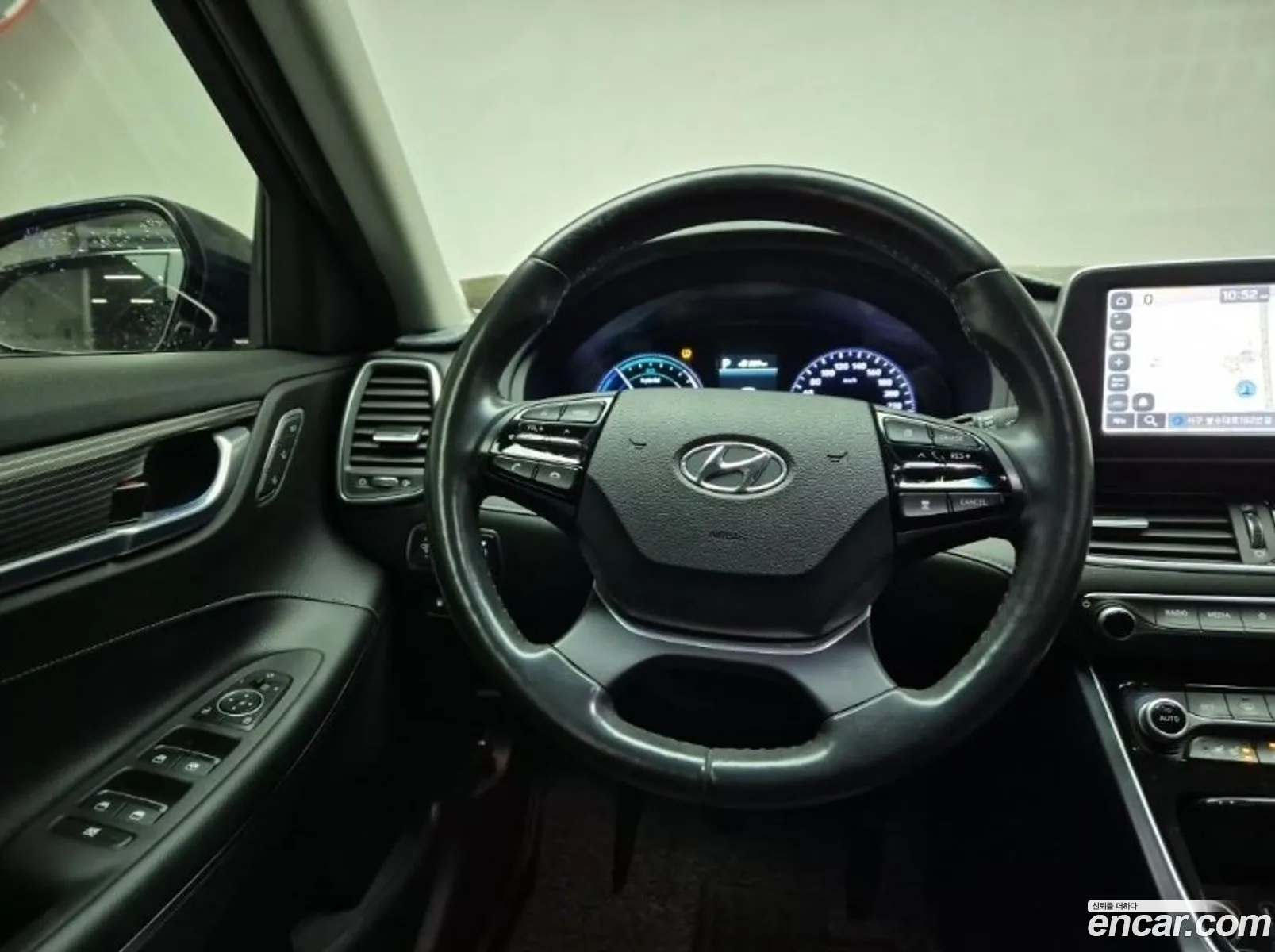 Hyundai Grandeur IG Hybrid 2017 — 9