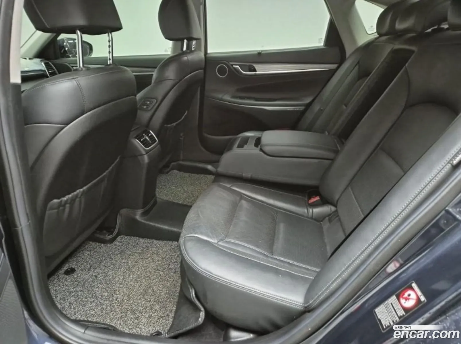 Hyundai Grandeur IG Hybrid 2017 — 4