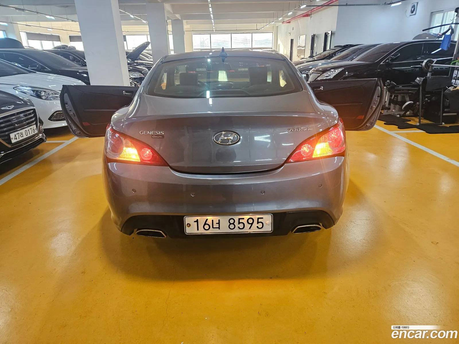 Hyundai Genesis Coupe 2010 — 16
