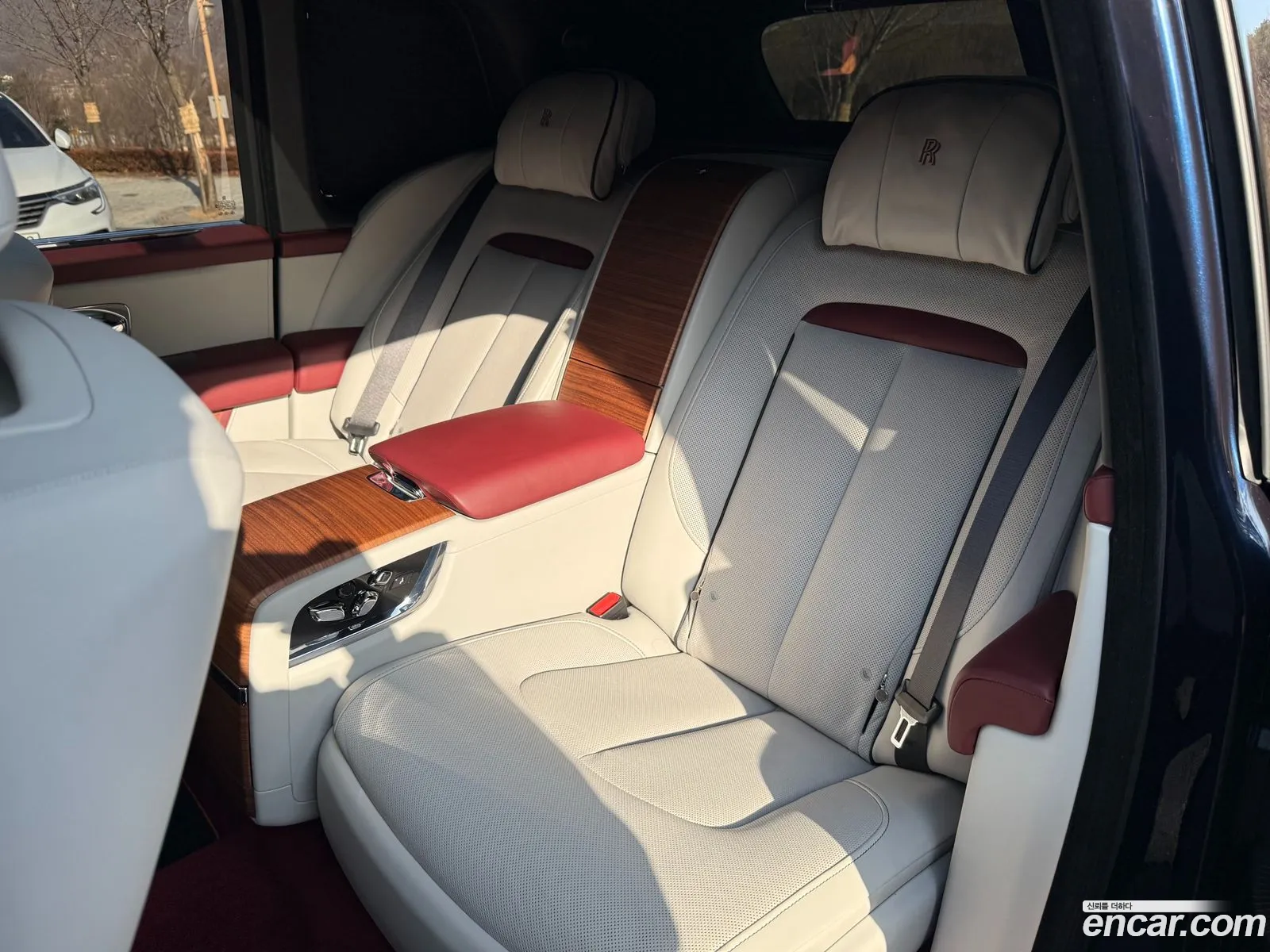 Rolls-Royce Cullinan 2020 — 9