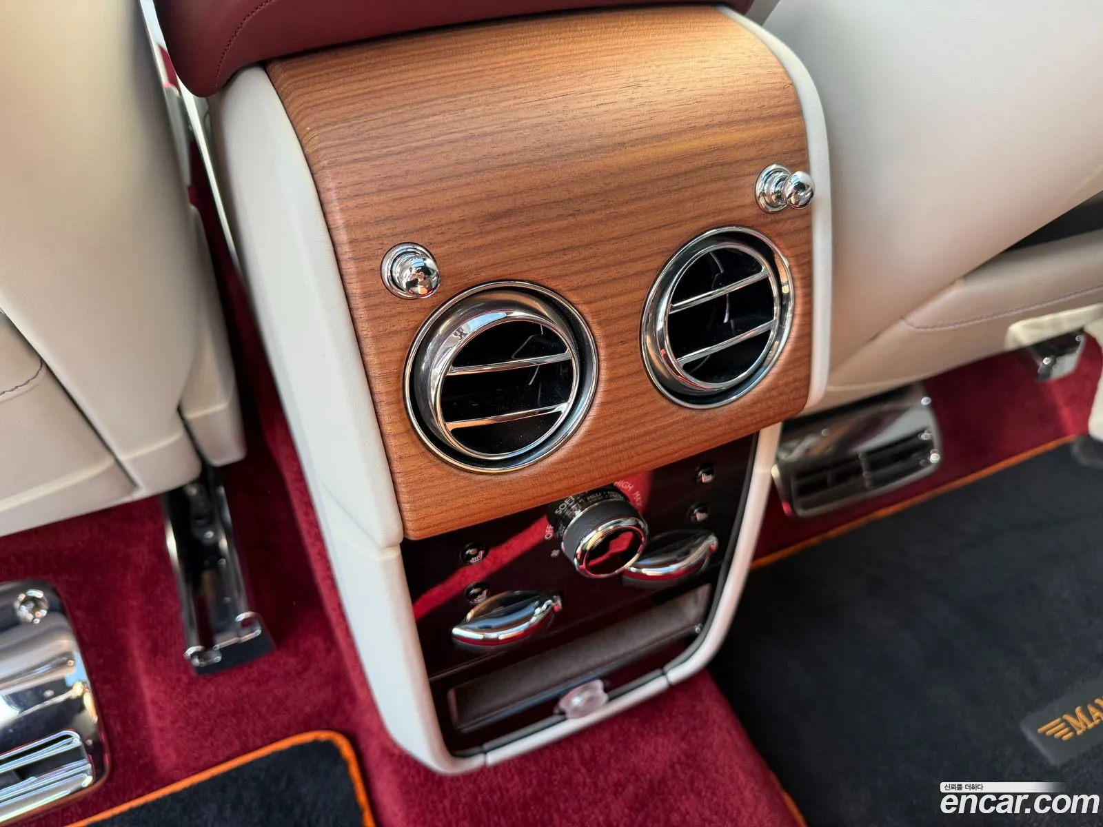 Rolls-Royce Cullinan 2020 — 14