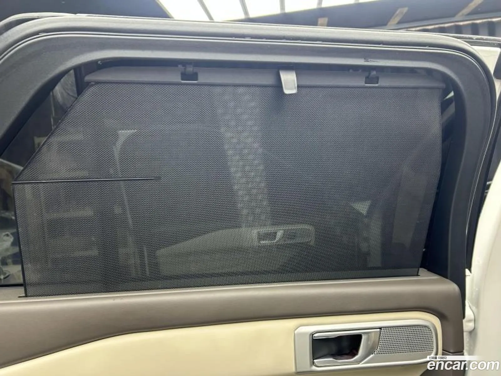Ford Explorer 6th Gen 2022 — 14