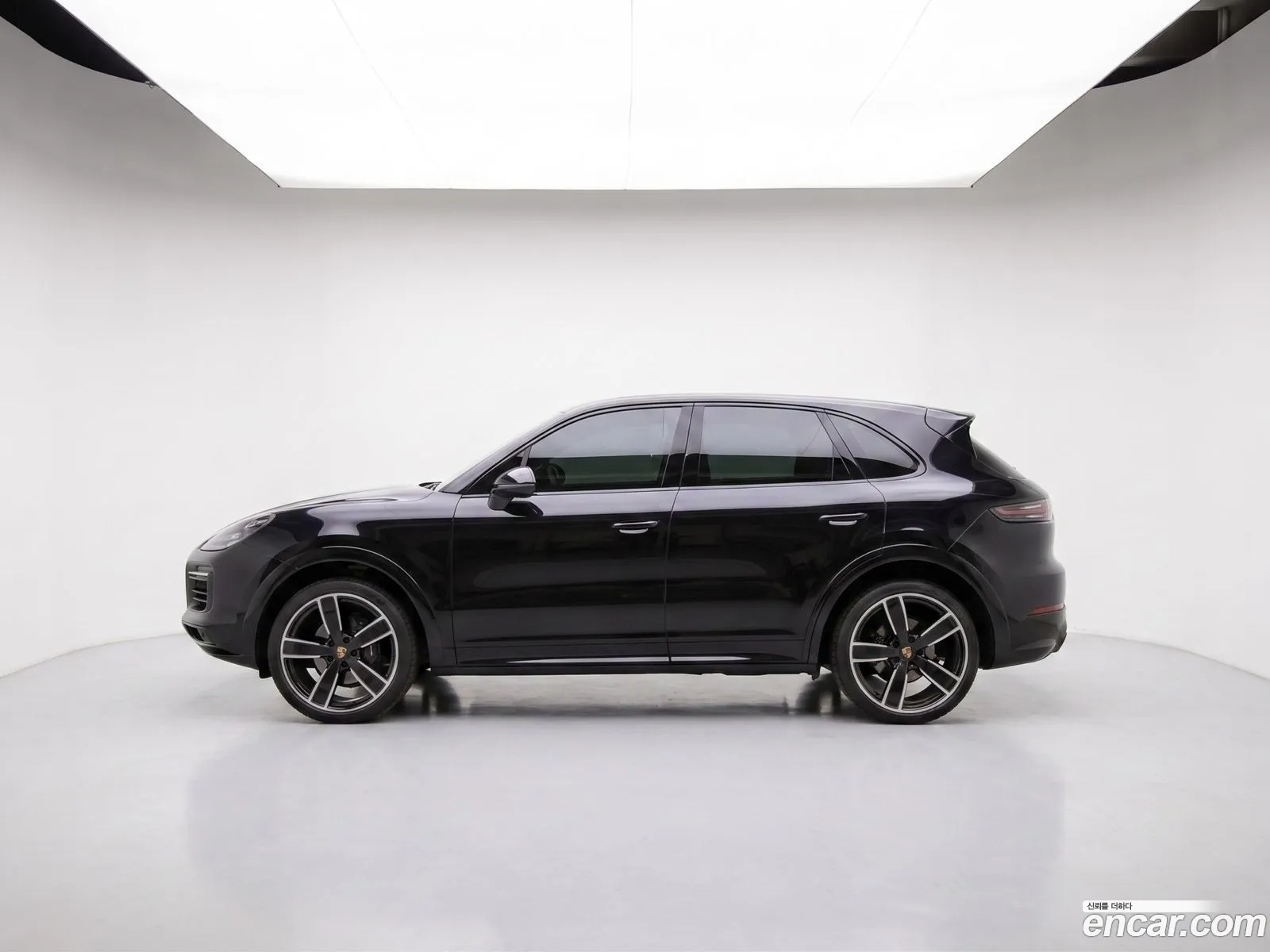 Porsche Cayenne 2020 — 16