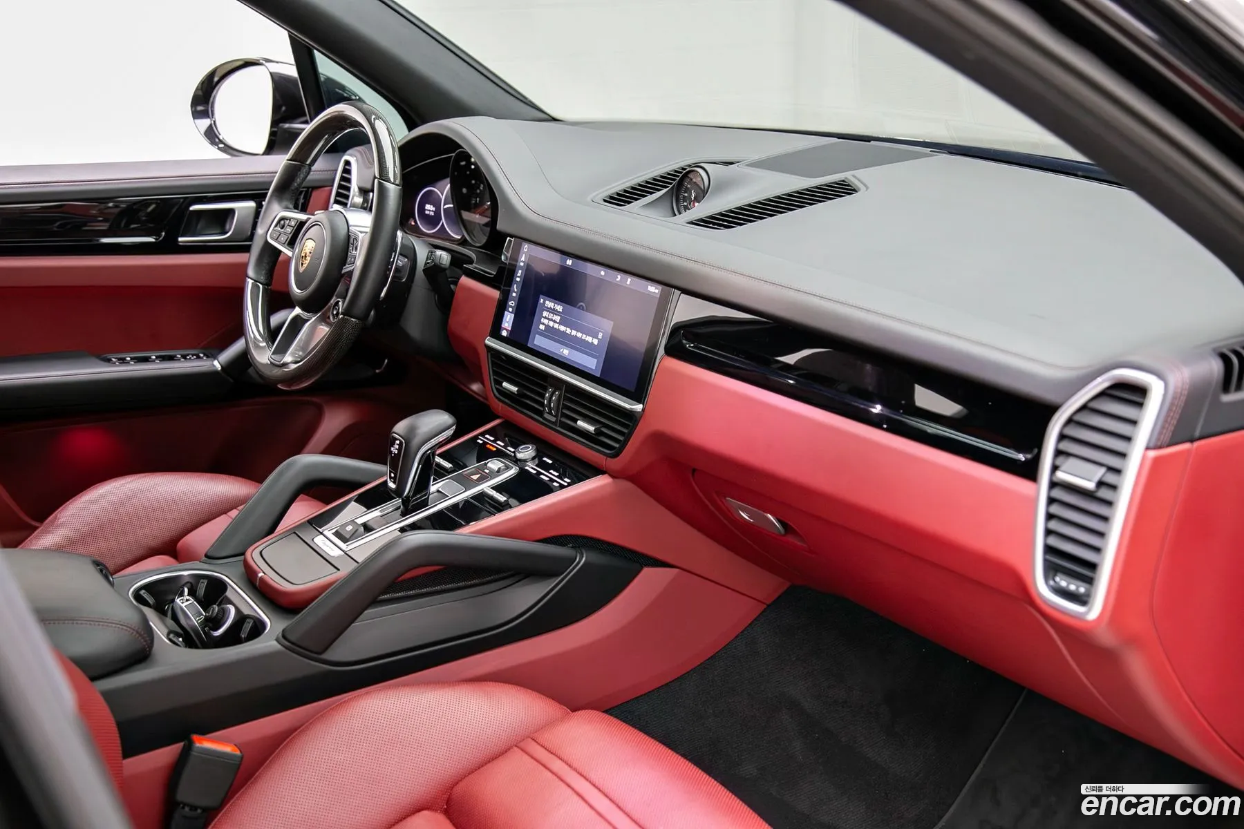 Porsche Cayenne 2020 — 13