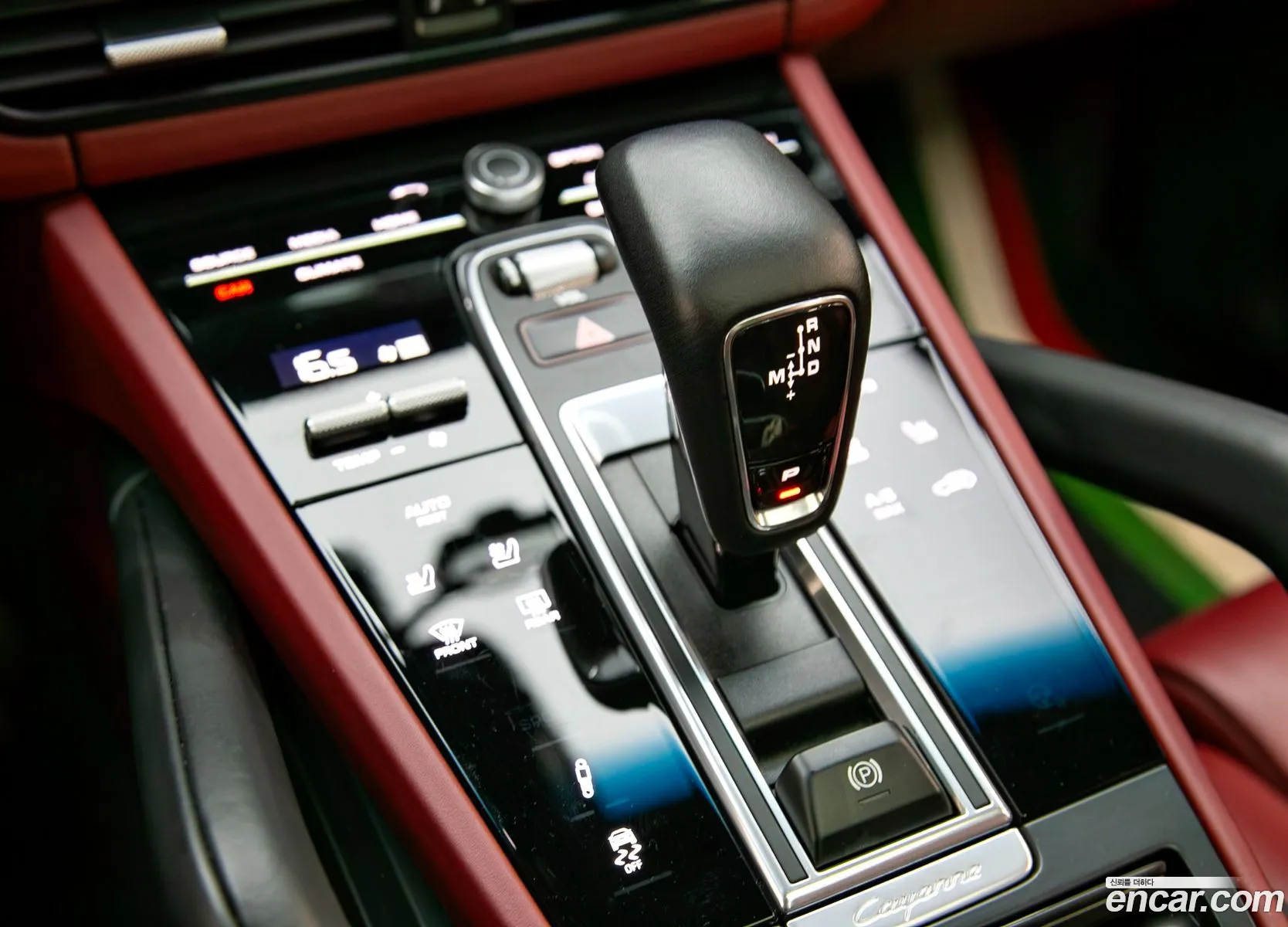 Porsche Cayenne 2021 — 19