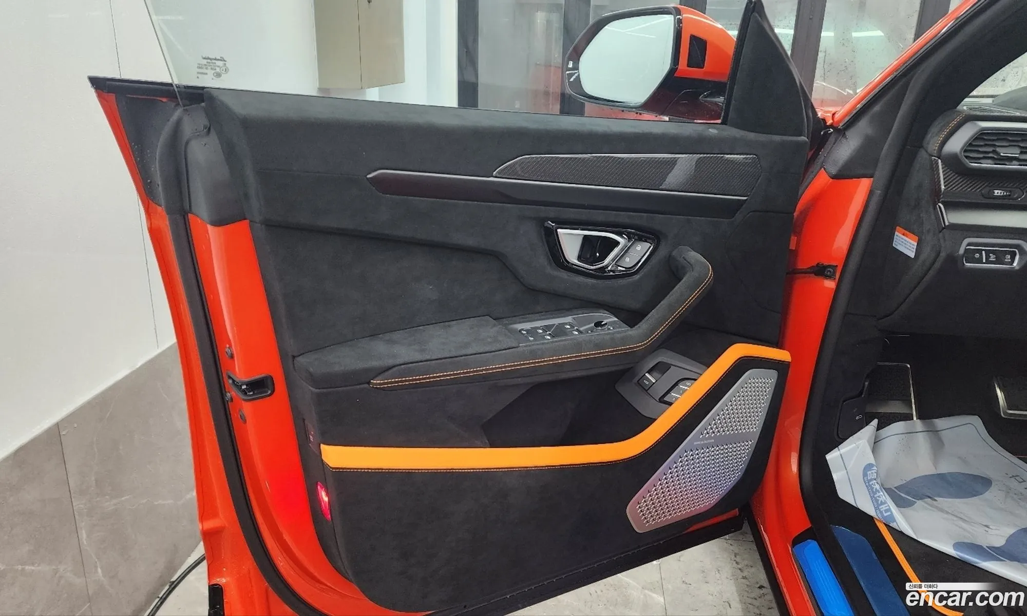 Lamborghini Urus 2024 — 2