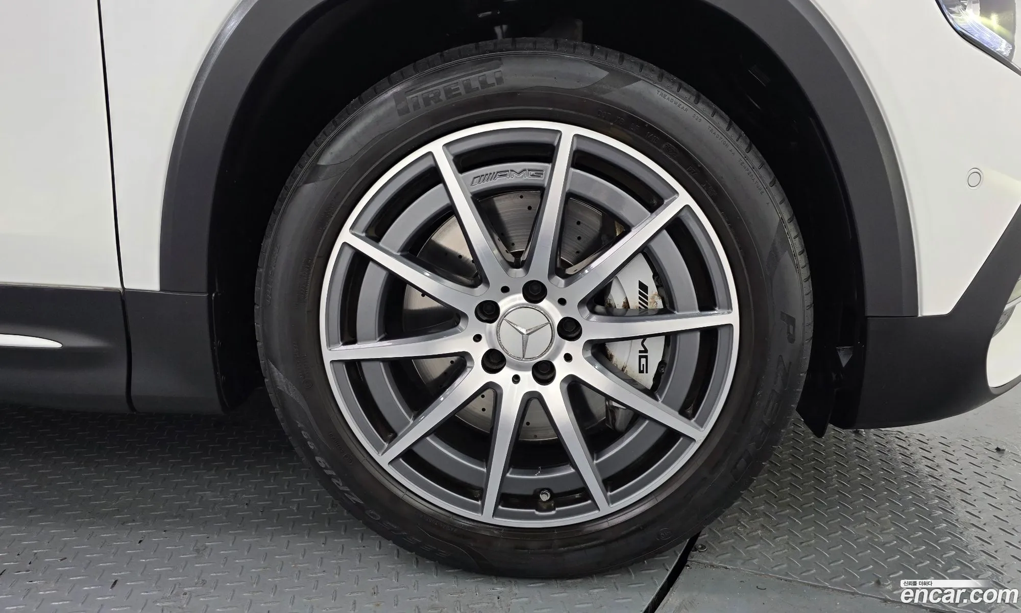 Mercedes-Benz GLB-Class X247 2023 — 17