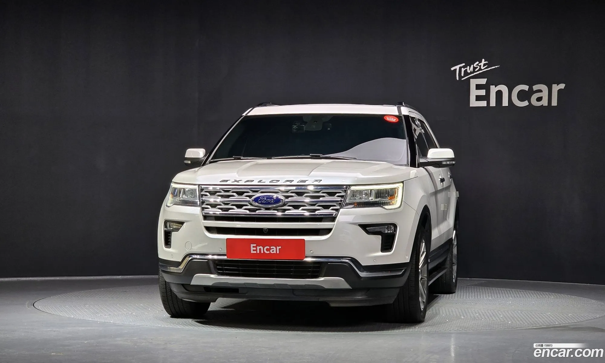Ford Explorer 2018 1FM5K8FH1JGC37855 — 19