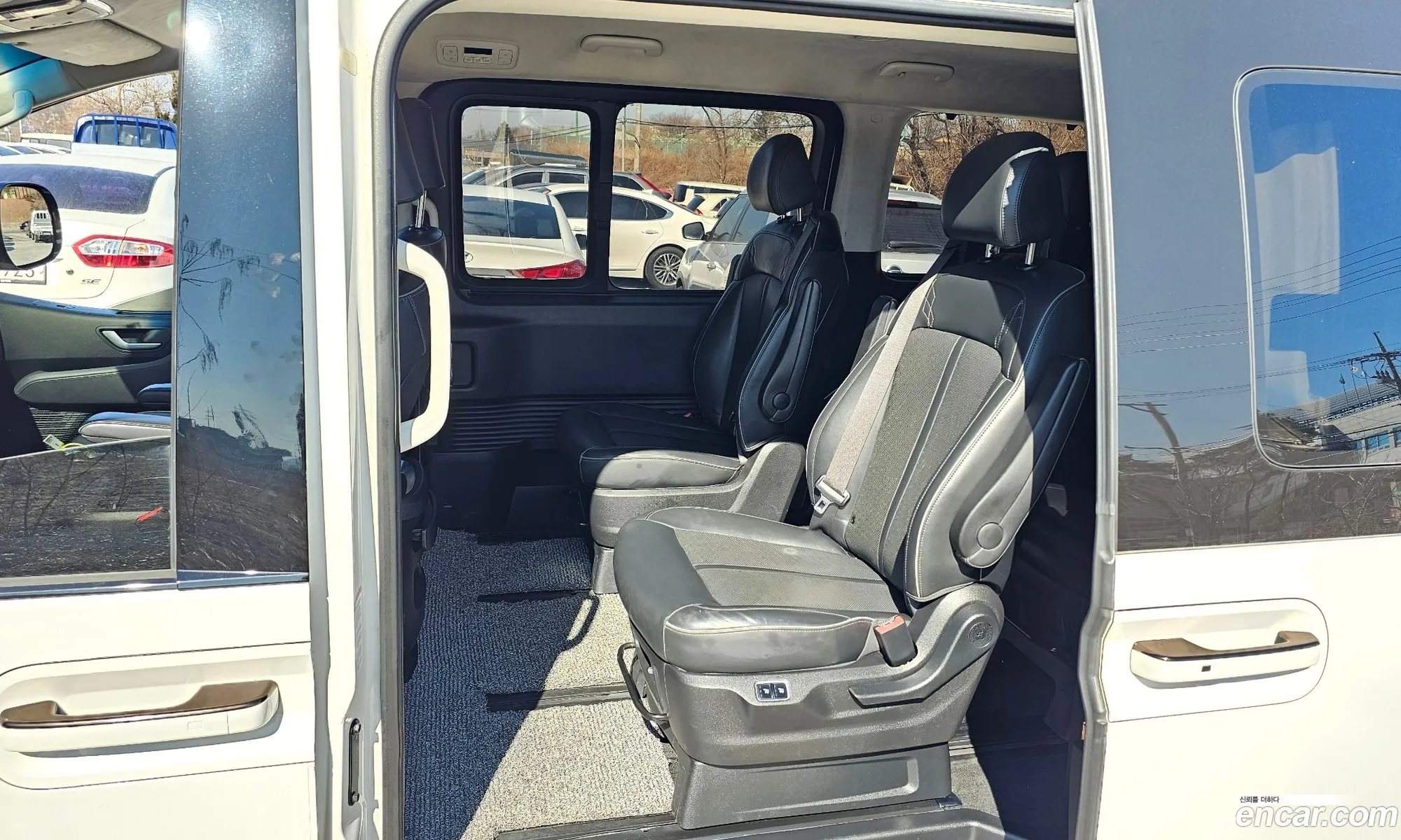 Hyundai Staria 2021 — 20