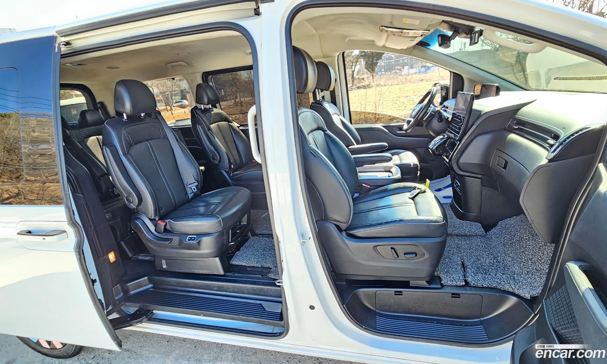 Hyundai Staria 2021 — 4