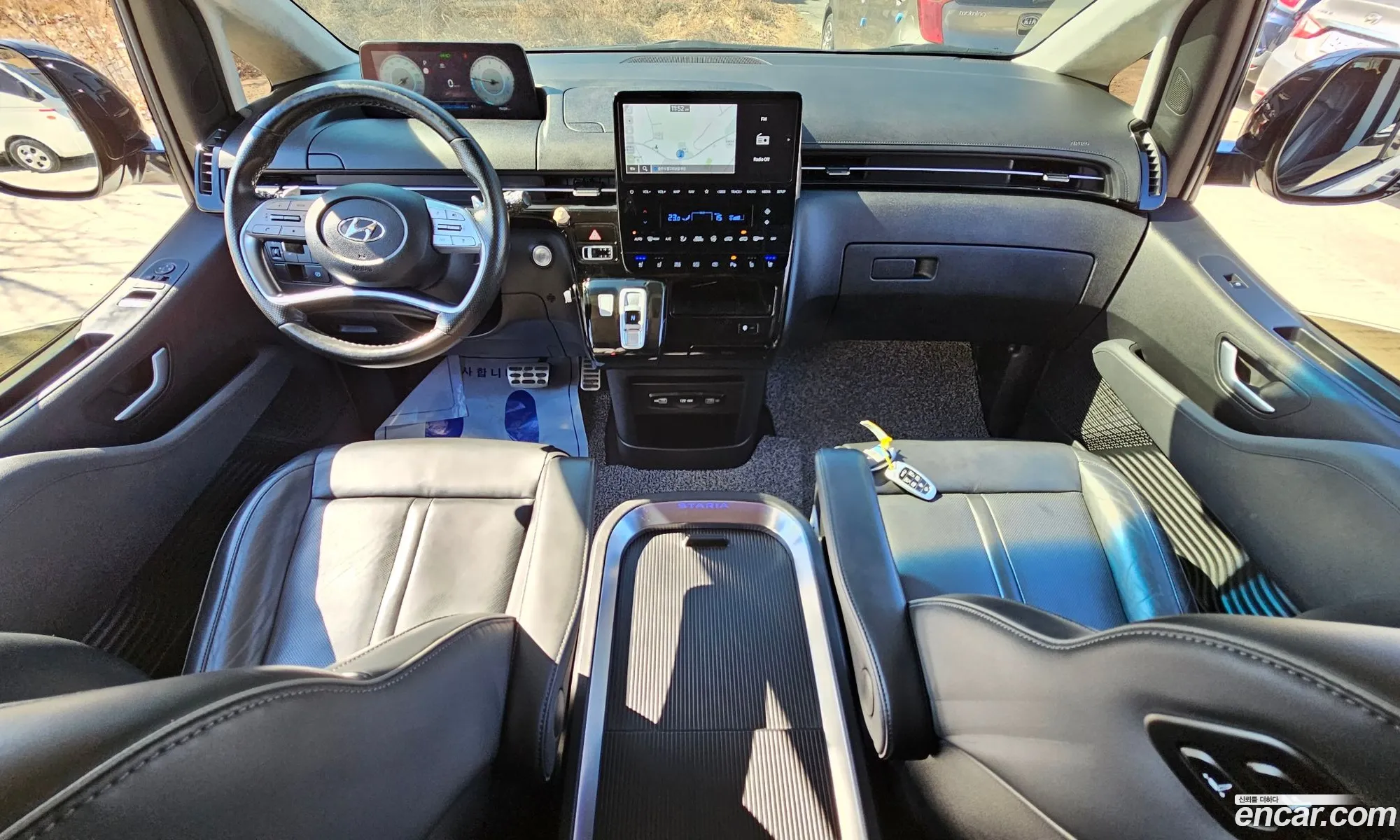 Hyundai Staria 2021 — 3