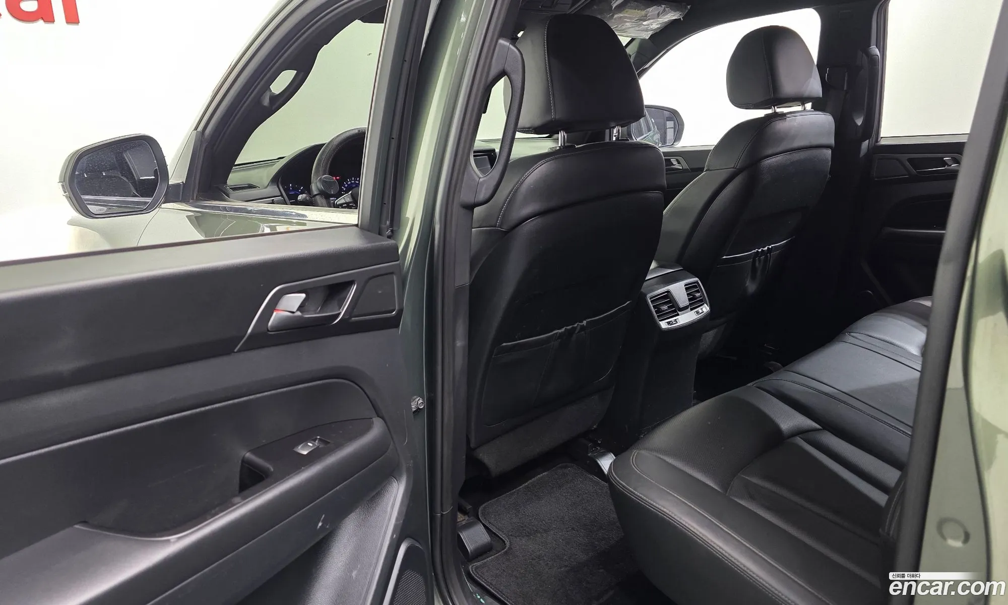 KG Mobility (SsangYong) Rexton Sports Khan 2021 — 16