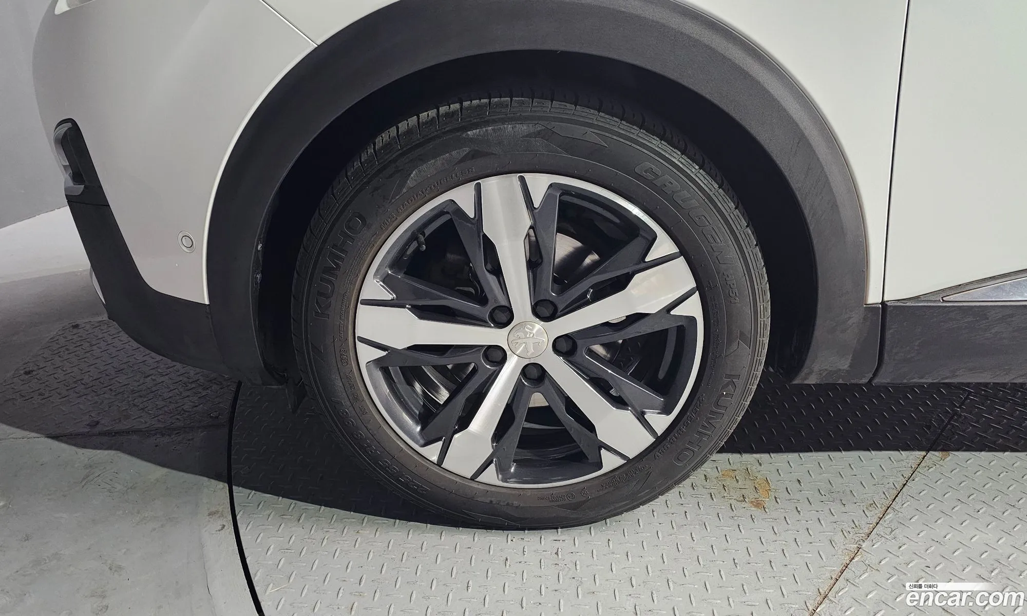 Peugeot 3008 2017 — 17