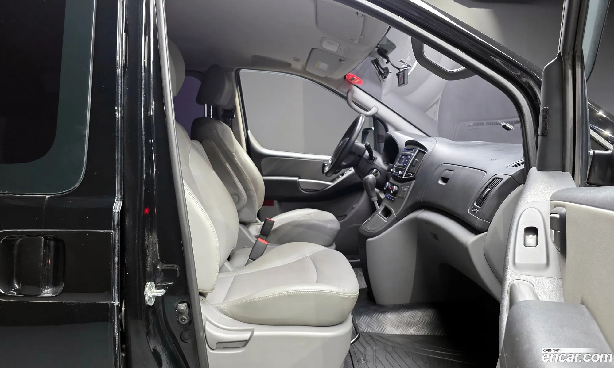 Hyundai Grand Starex 2019 — 4