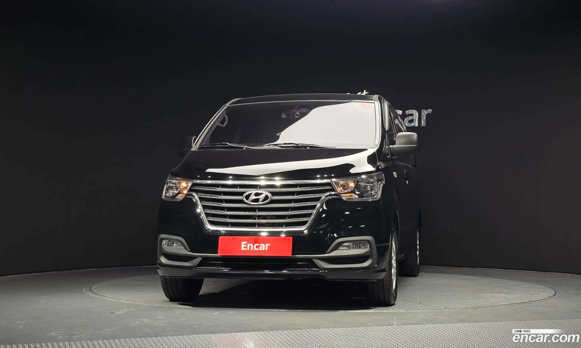 Hyundai Grand Starex 2019 — 10