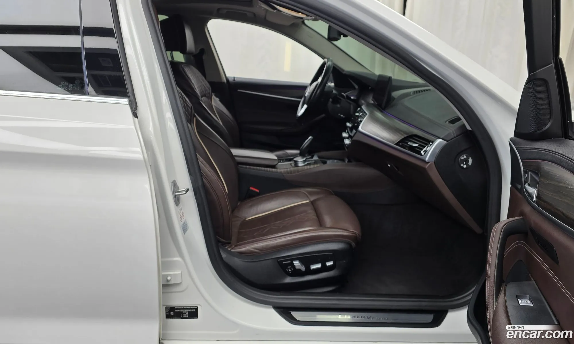 BMW 5 Series 2020 WBA11ES07MWW91913 — 5