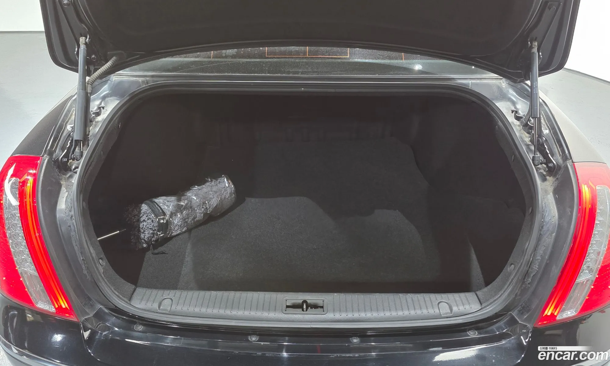 Kia Opirus Premium 2010 — 12