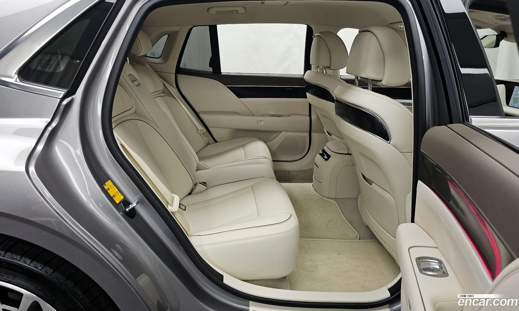 Genesis G90 2024 — 15
