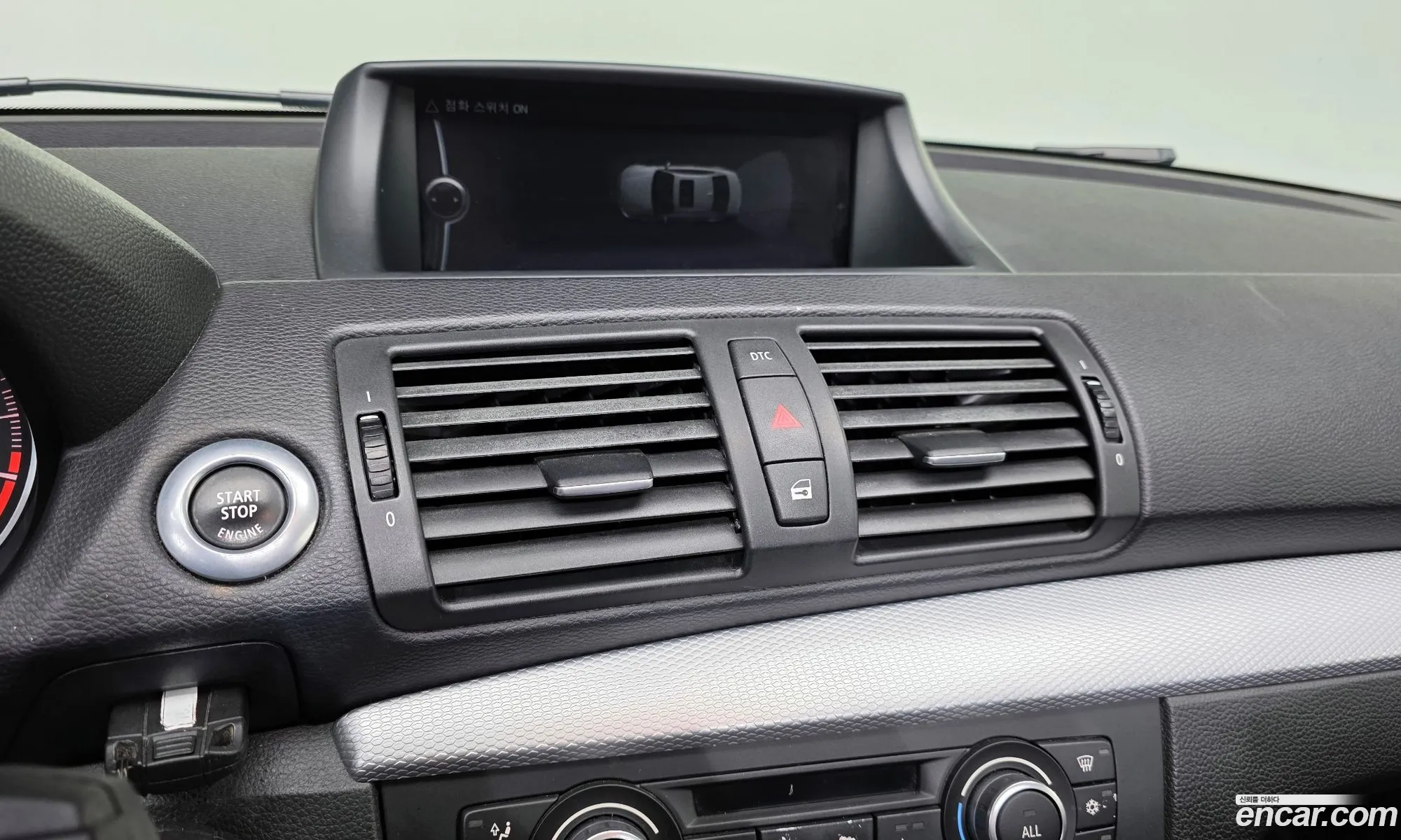 BMW 1 Series 2011 WBAUR3108BVL41334 — 15