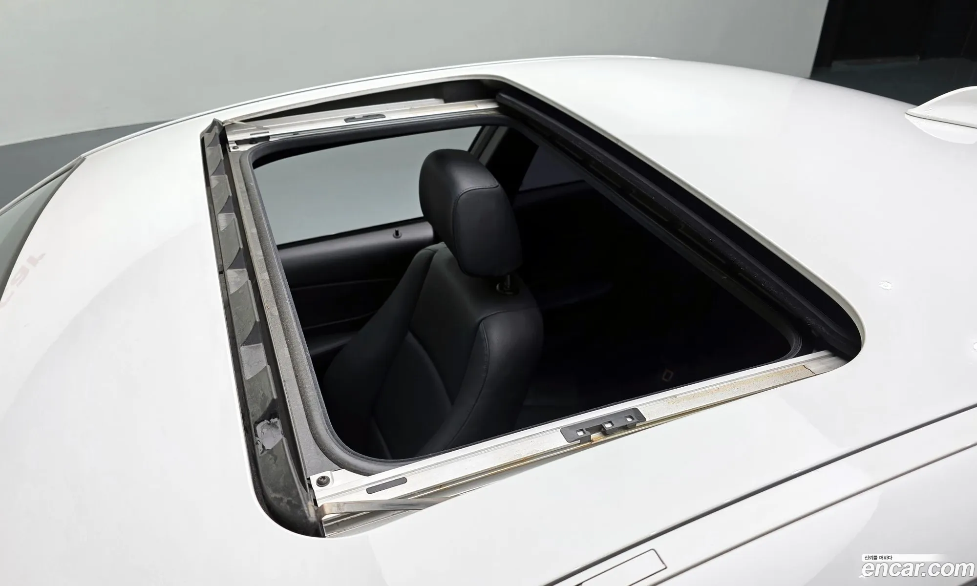 BMW 1 Series 2011 WBAUR3108BVL41334 — 19