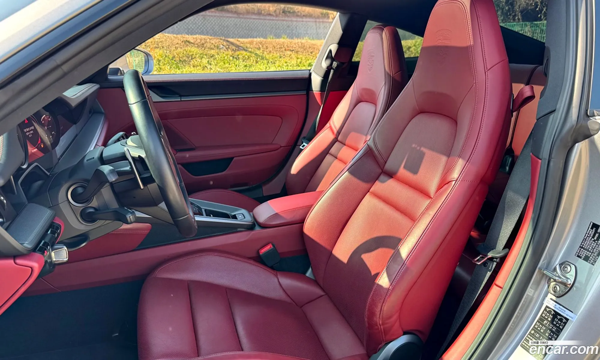 Porsche 911 2020 — 19