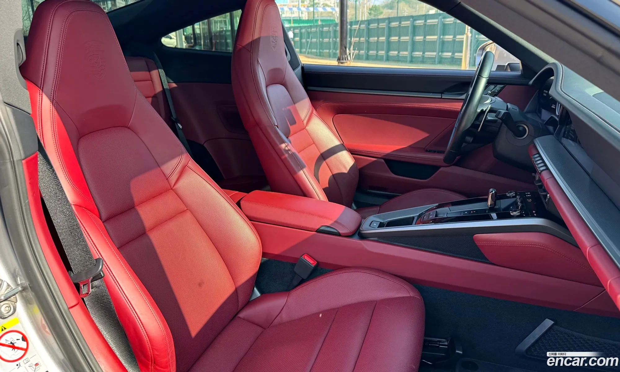 Porsche 911 2020 — 16
