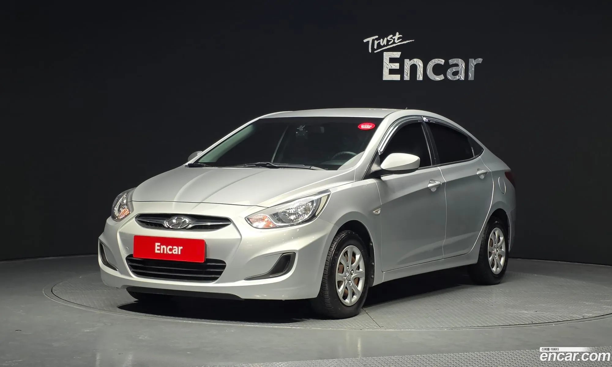 Hyundai Accent 2013 — 11