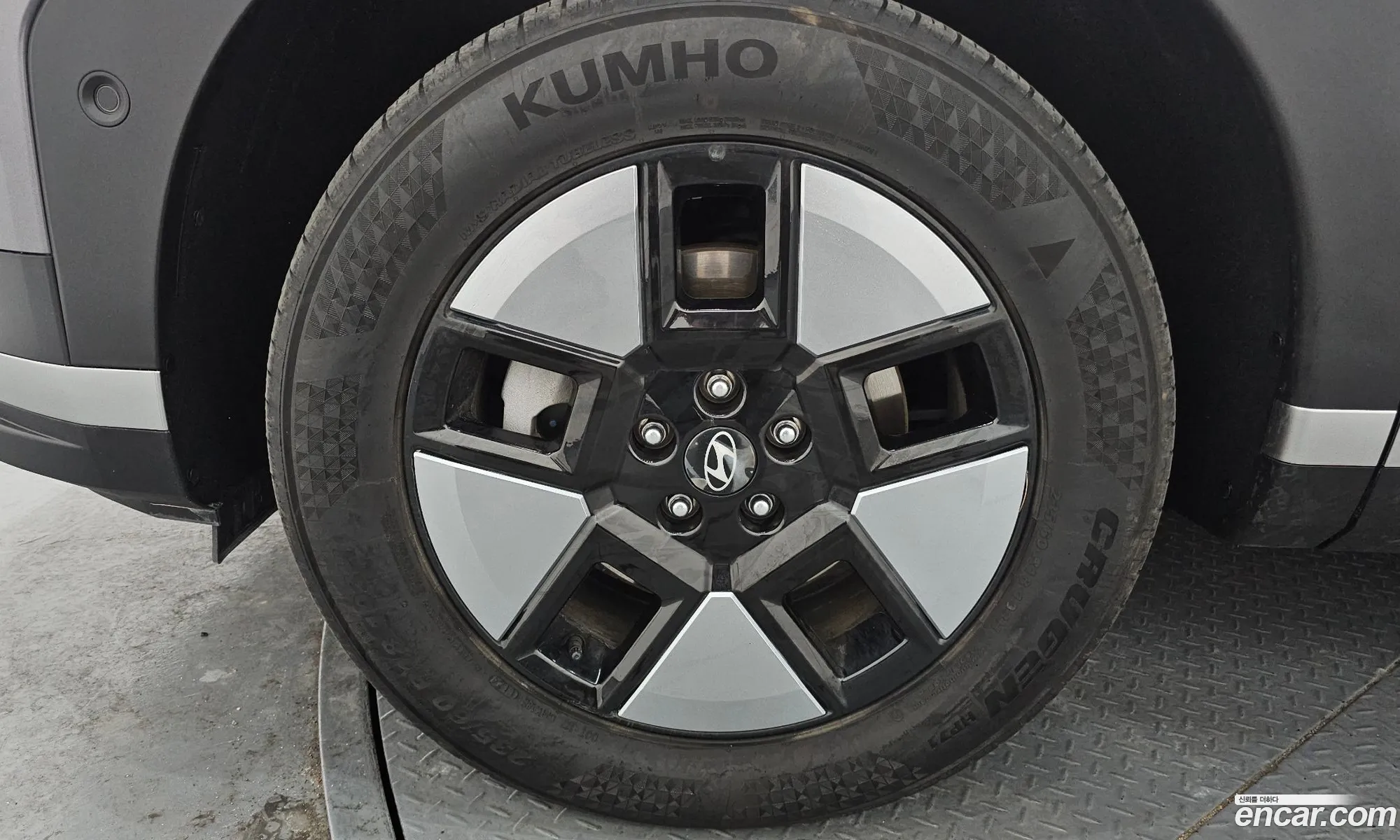 Hyundai Santa Fe 2024 — 17