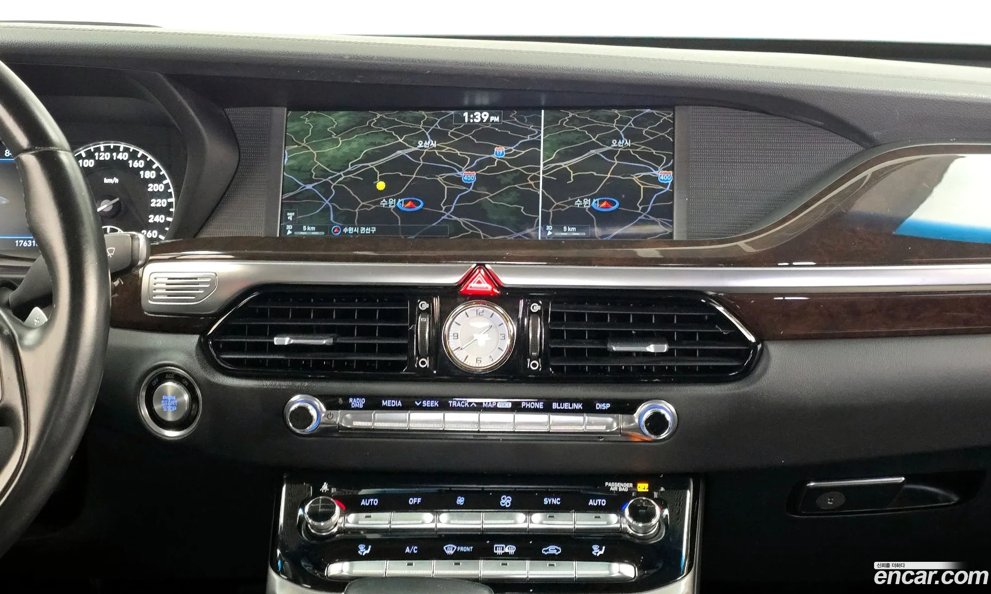 Genesis EQ900 2017 — 2