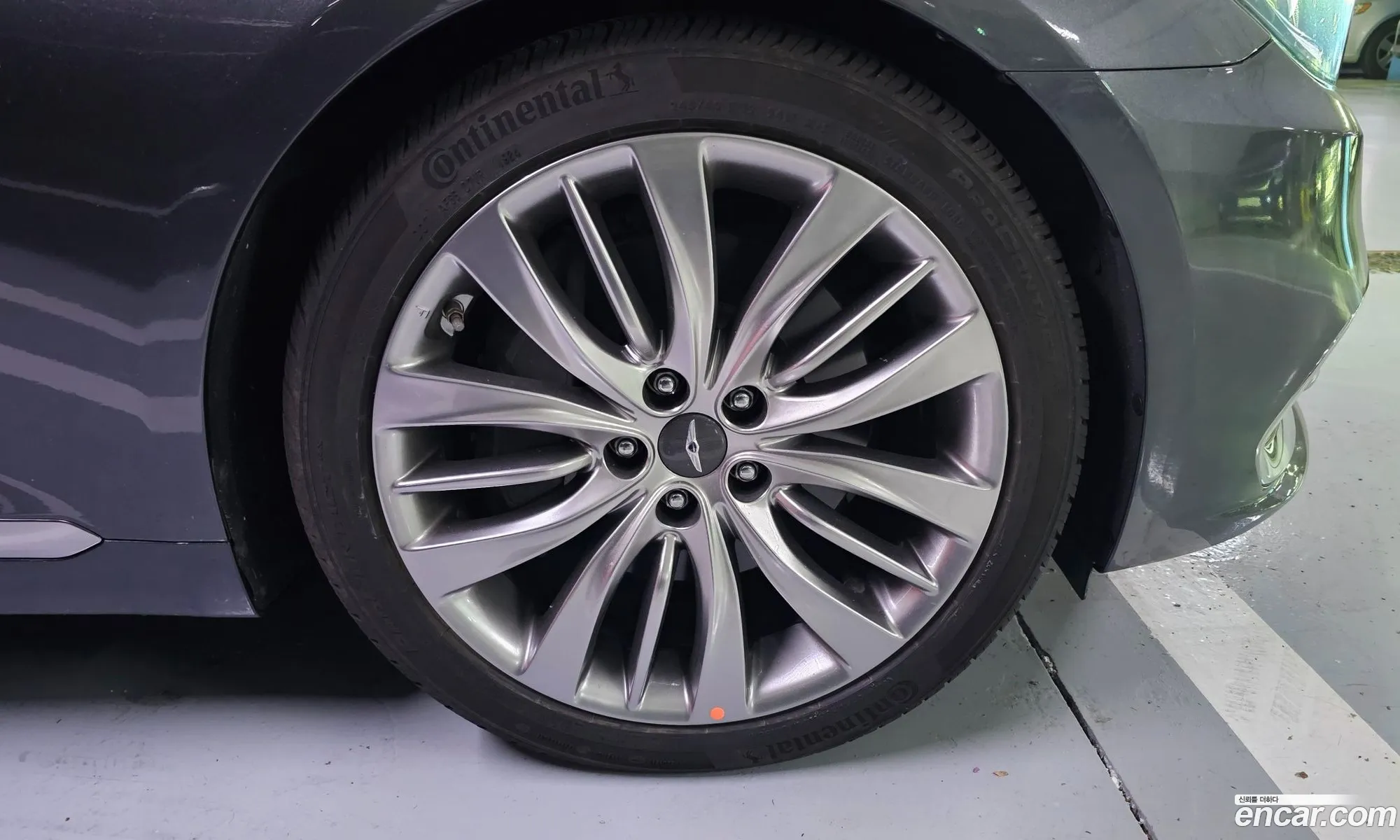 Genesis G80 2017 — 35